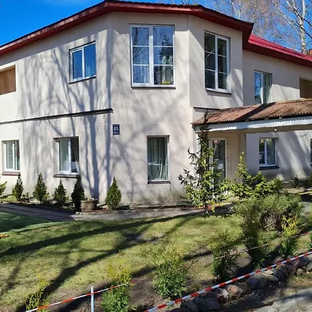 Гостьовий будинок Imperija 85